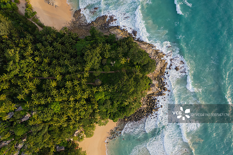 泰国普吉岛苏林海滩和潘西海滩海岸线鸟瞰图片素材