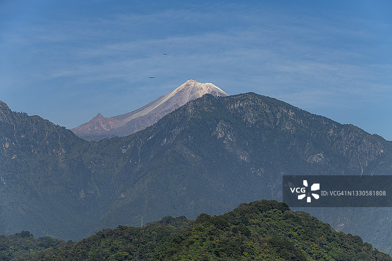 奥里萨巴火山峰顶图片素材