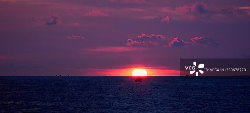 富国岛海面日落图片素材
