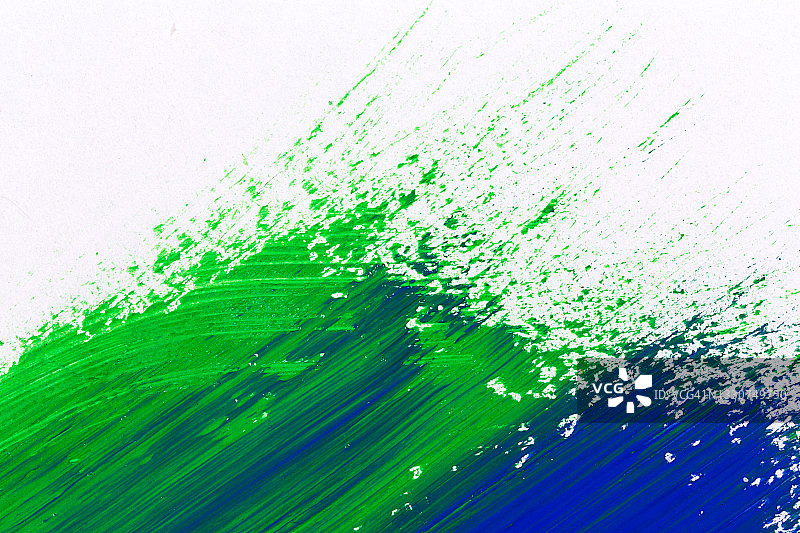 白色纸上绿蓝色笔刷痕迹图片素材