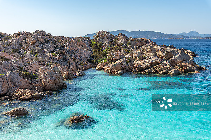 意大利撒丁岛拉马达莱纳群岛卡普雷拉科蒂奇奥海湾图片素材
