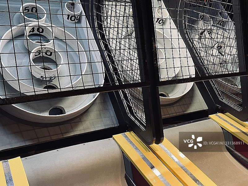 投币式滚球街机游戏图片素材