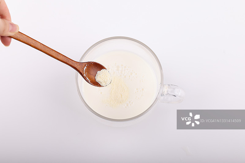 牛初乳粉图片素材