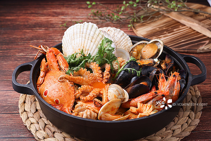香辣海鲜炖菜图片素材