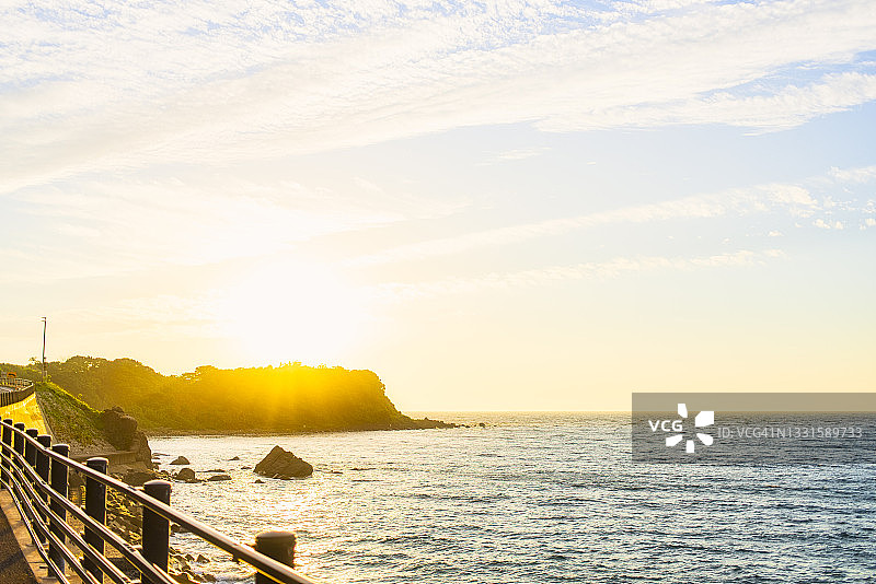 路边看到的黄昏海景图片素材