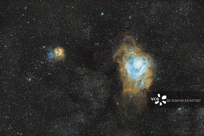 泻湖与三裂星云图片素材