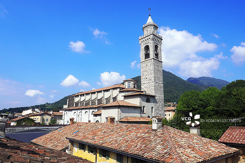 意大利伦巴第圣朱利亚诺堂区教堂图片素材