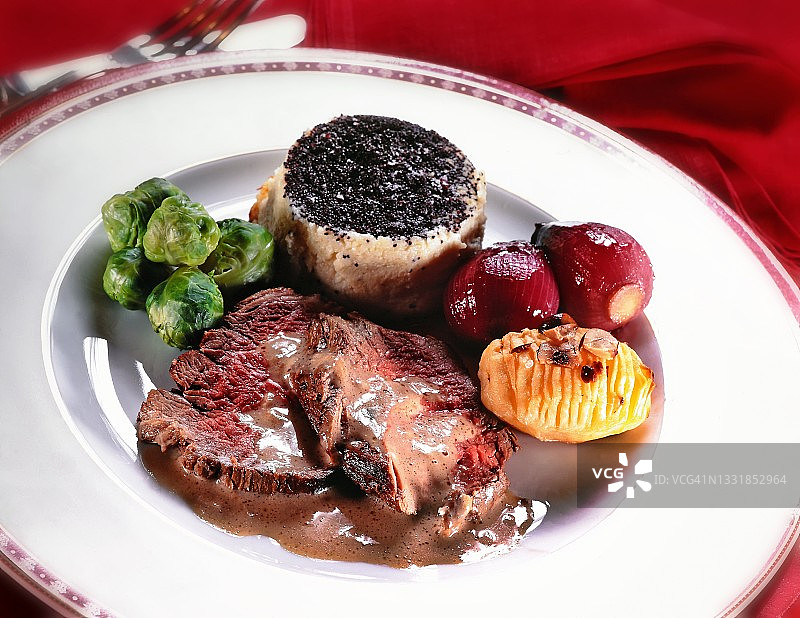 蔬菜菲力牛排图片素材