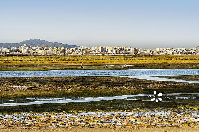 葡萄牙阿尔加维法鲁海滩半岛湿地风光图片素材