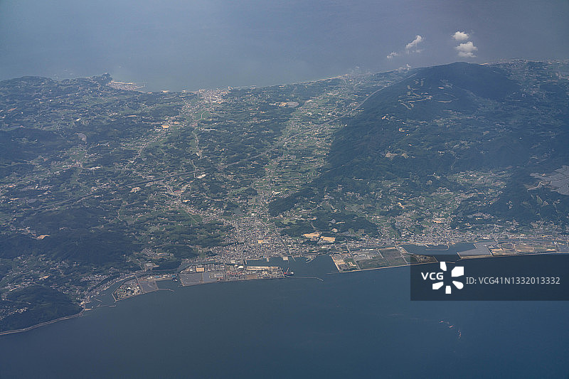 从飞机上俯瞰日本兵库县的淡路岛图片素材