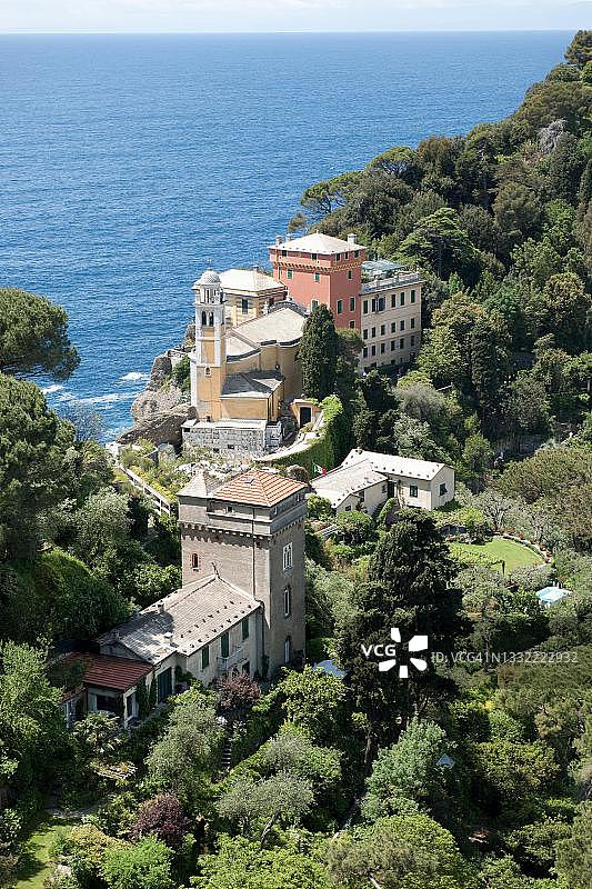 意大利利古里亚波托菲诺的圣乔治教堂图片素材