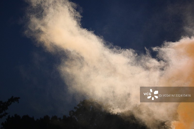 彩色烟雾图片素材