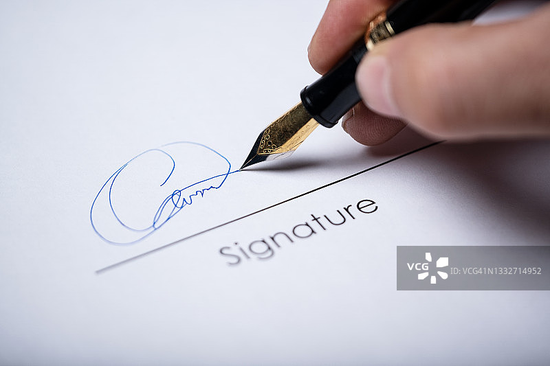 用钢笔签名图片素材