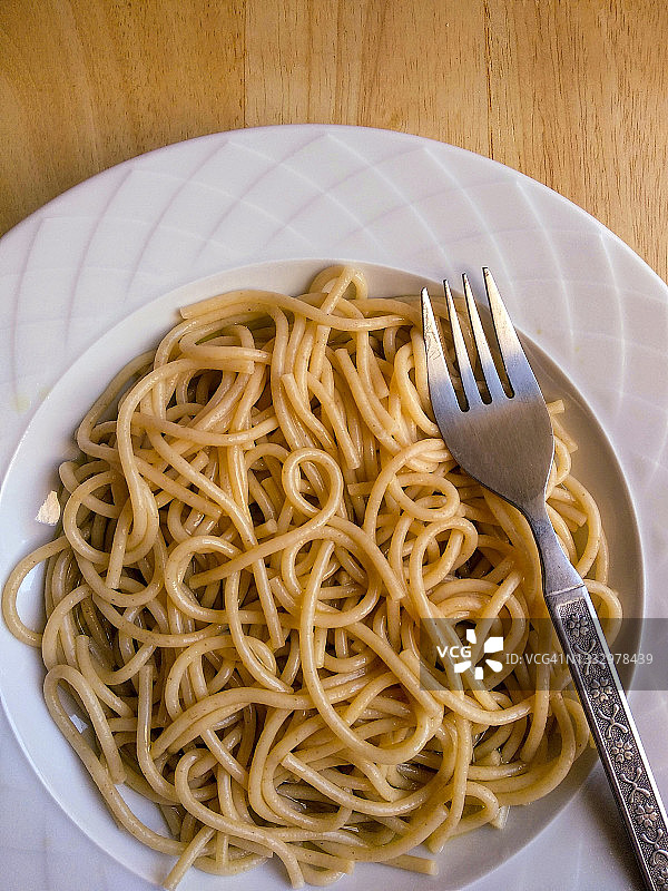 煮熟的杜兰小麦意面图片素材