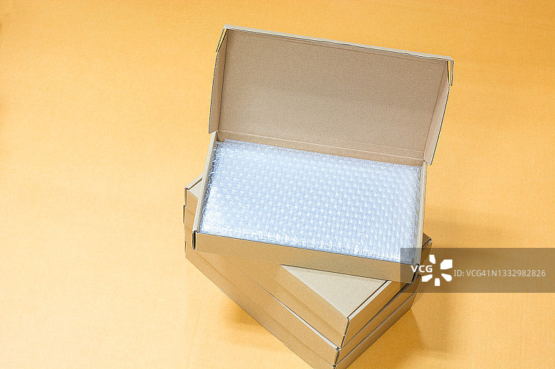 棕色纸板箱图片素材