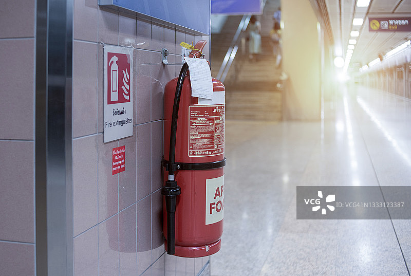 手术室里的灭火器图片素材