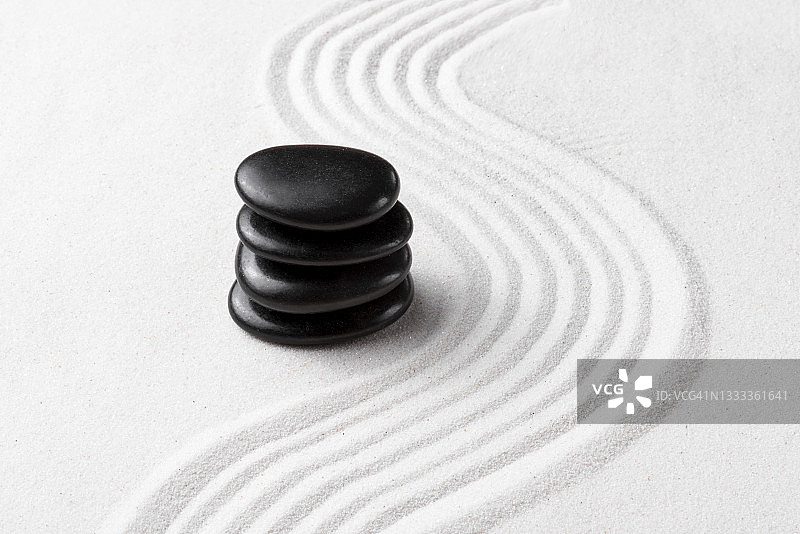 鹅卵石与沙子图片素材