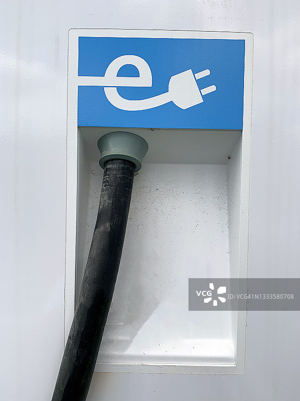 电动汽车充电桩电缆图片素材