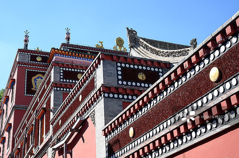 藏族文化红色建筑外墙图片素材
