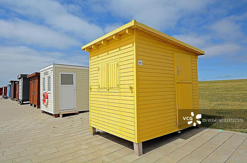 色彩缤纷的浴室，达格比尔，北海，石勒苏益格-荷尔斯泰因，德国图片素材