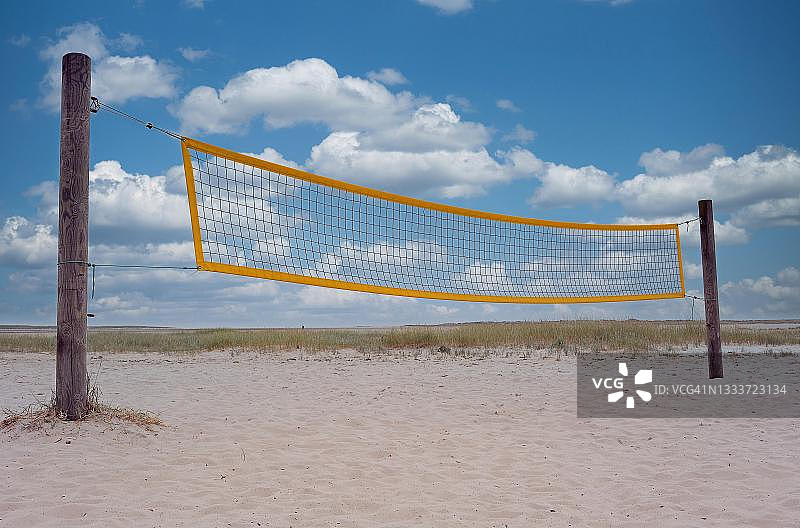 德国海滩上的沙滩排球网图片素材