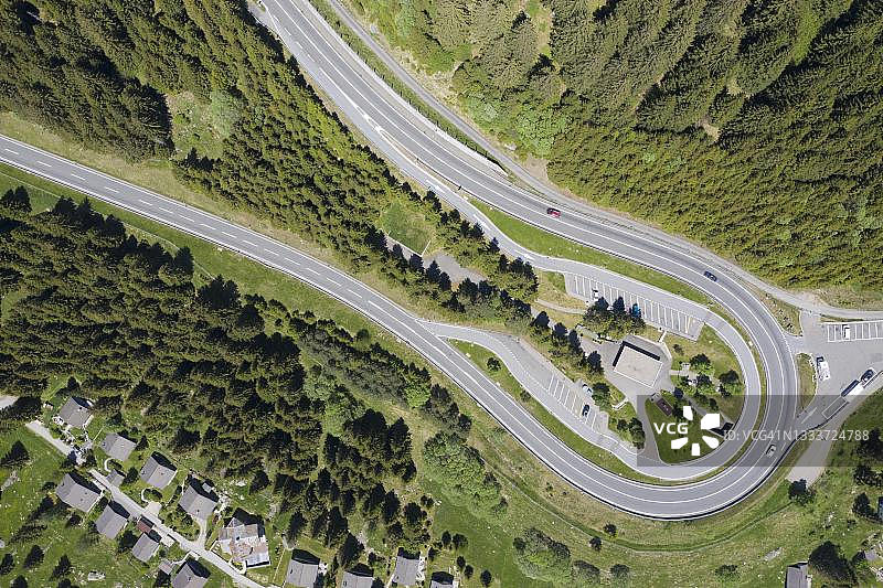 瑞士格里松州圣贝纳迪诺山口A13高速公路休息区图片素材