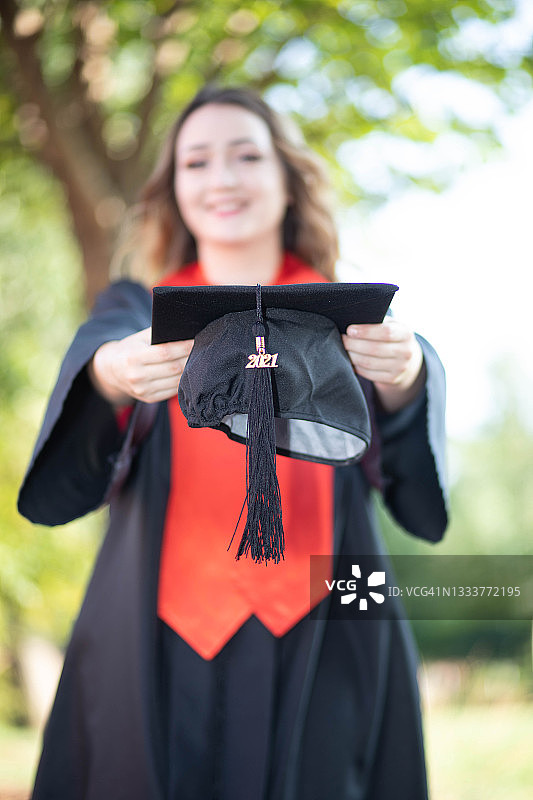 女大学毕业生图片素材