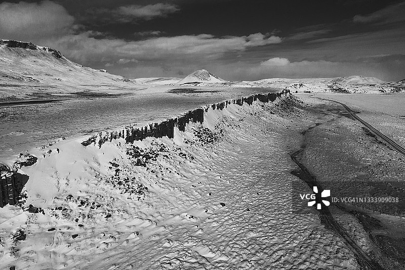 Gerduberg悬崖峡谷雪景航拍图片素材