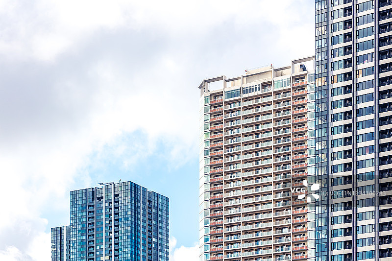日本东京中央区高楼林立的城市景观图片素材