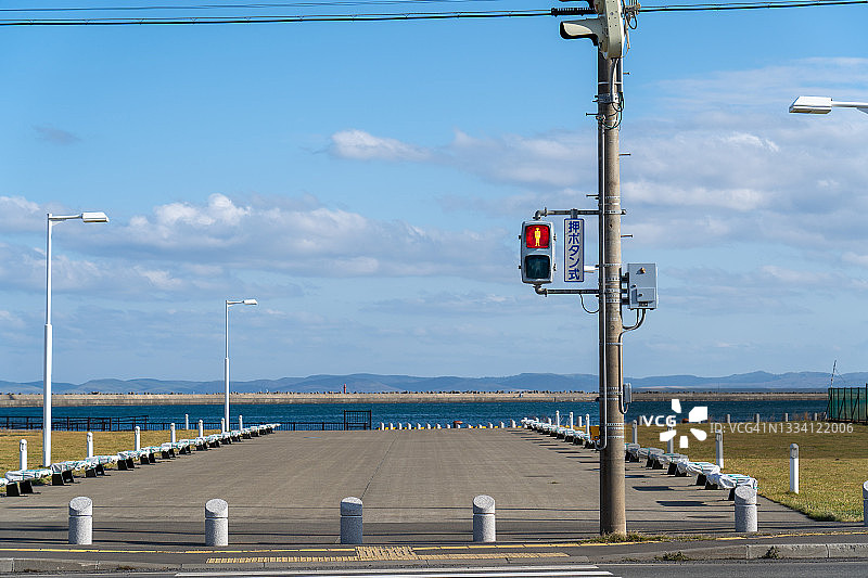 日本的交通信号灯图片素材
