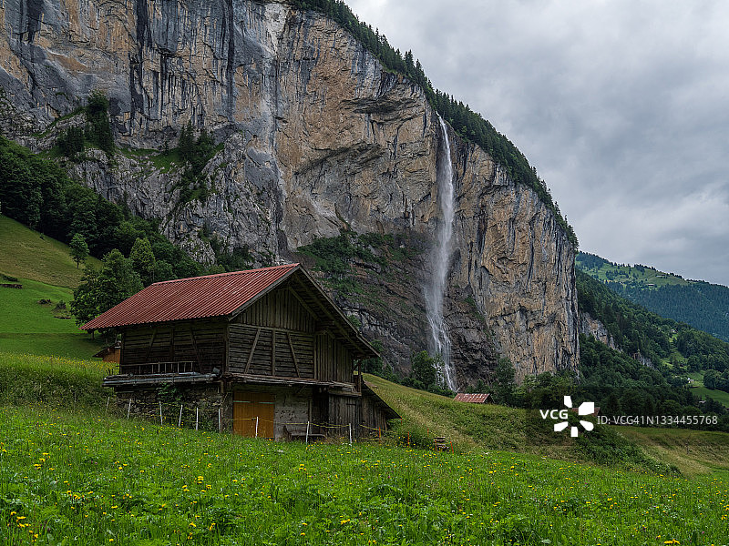 劳特布龙嫩的瀑布图片素材