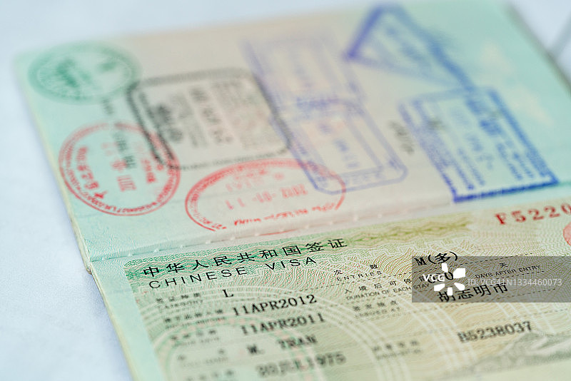 越南护照上的中国签证图片素材