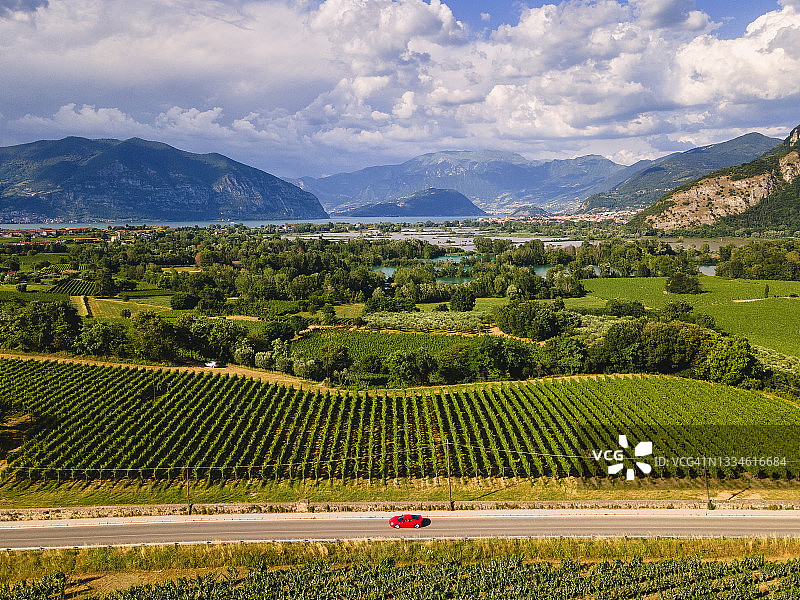 红色汽车图片素材