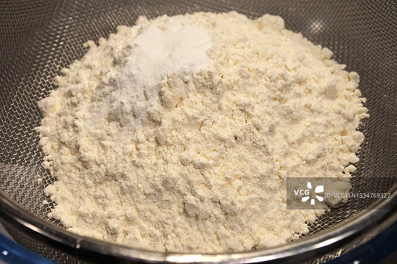 筛面粉图片素材