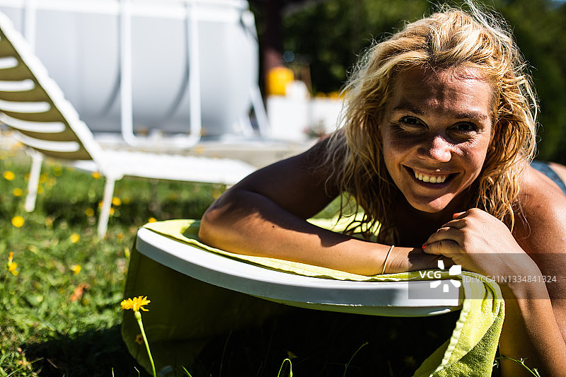 日光浴图片素材