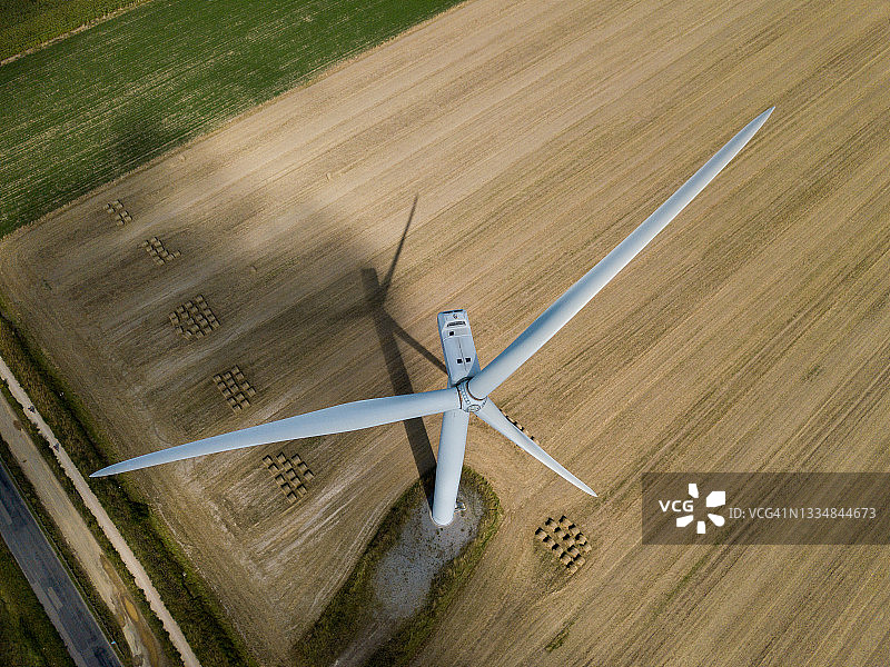 布安的风力发电机图片素材