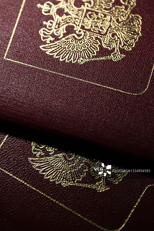 两本俄罗斯护照图片素材