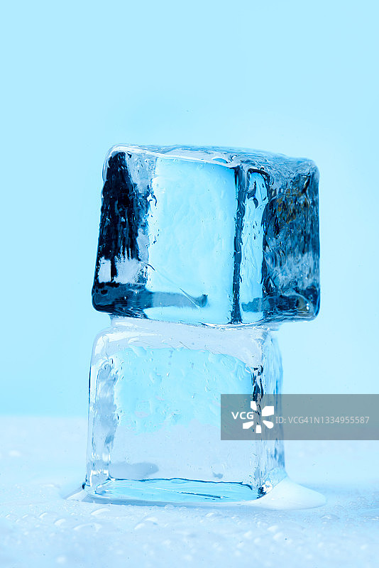 蓝色的冰图片素材