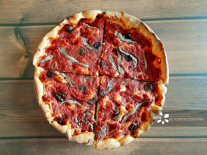 意大利利古里亚特色美食Sardenaira图片素材