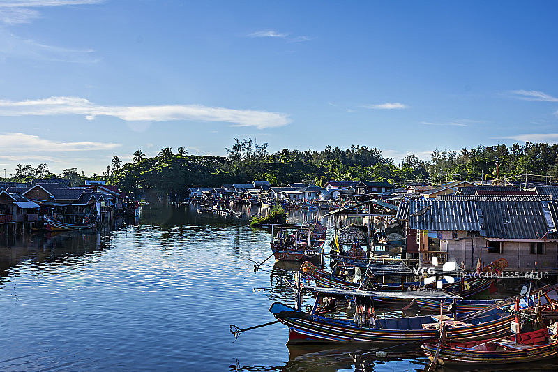 泰国南部的小渔村图片素材