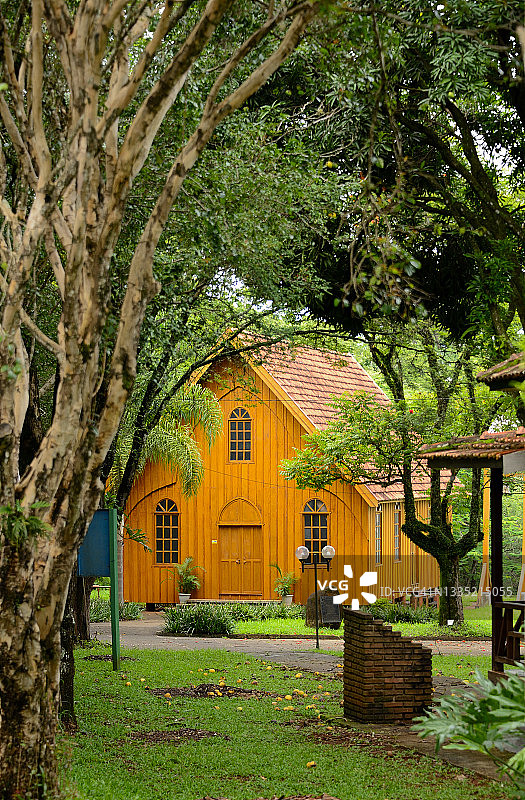 伦敦里纳市第一座木制教堂的复制品图片素材