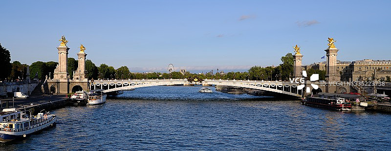 巴黎亚历山大三世桥图片素材