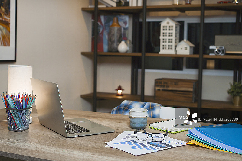 在家工作概念静物图图片素材