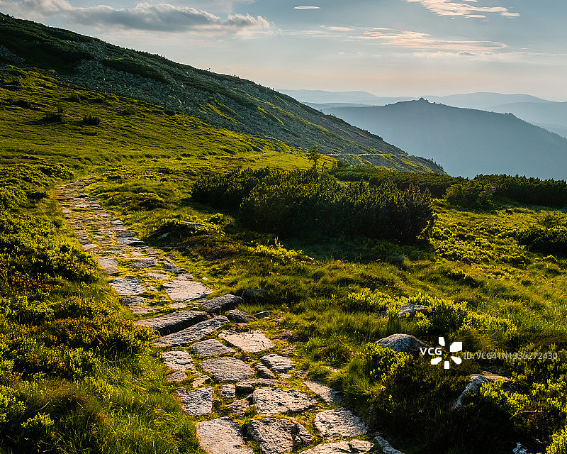卡尔科诺谢山图片素材