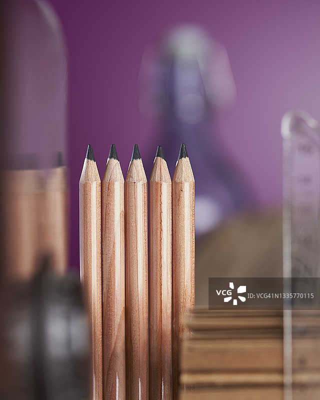 铅笔排列图片素材