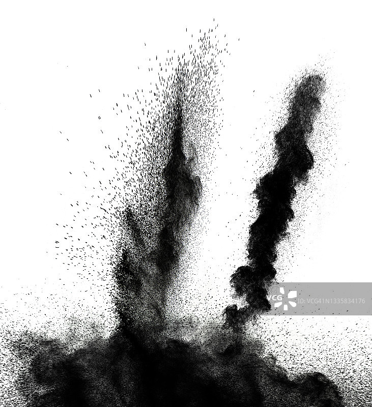 白色表面上烟雾和黑色粉末的上升爆炸图片素材