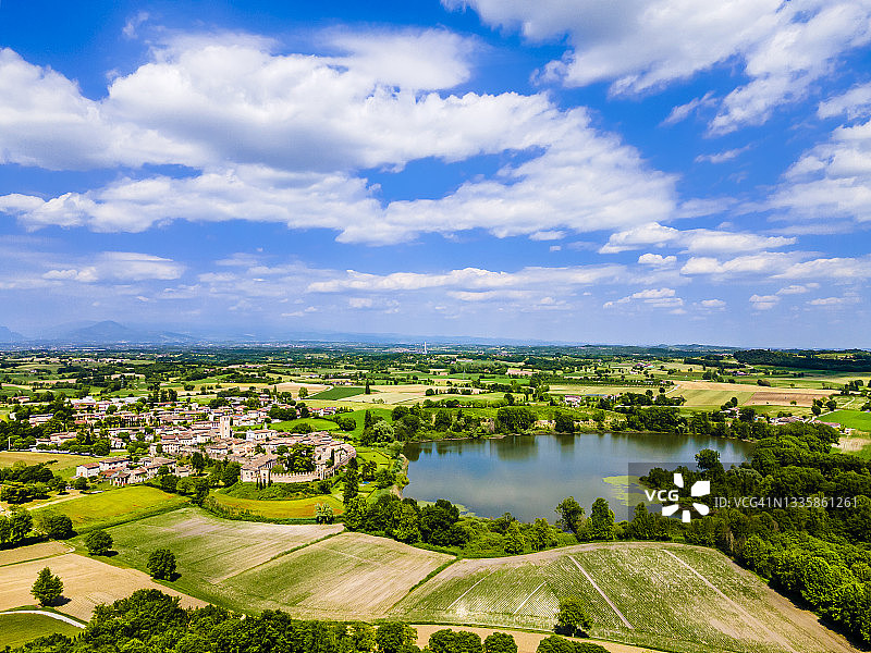 意大利伦巴第卡斯特拉罗拉古塞洛湖图片素材
