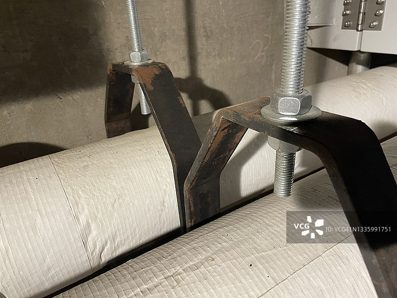 管道悬挂支架组件图片素材