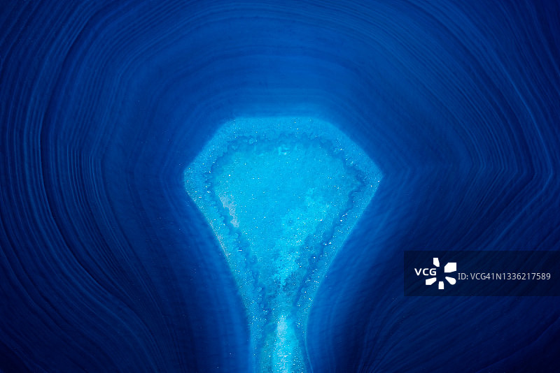 蓝色玛瑙横截面图片素材