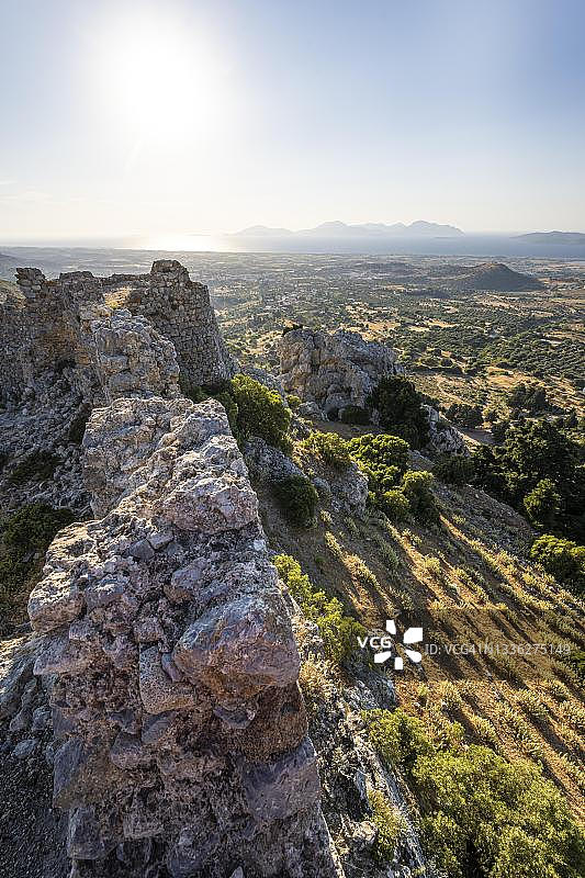 希腊科斯岛旧皮利城堡遗址海景图片素材